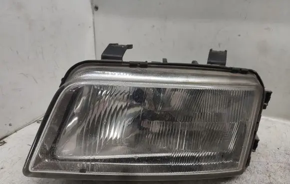 Audi A4 S4 B5 8D Headlight/headlamp