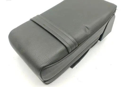 Chevrolet Captiva Rear seat armrest 