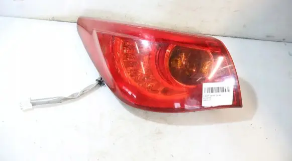 Infiniti Q50 Rear/tail lights
