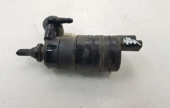 Renault Espace III Windscreen/windshield washer pump 7700431079
