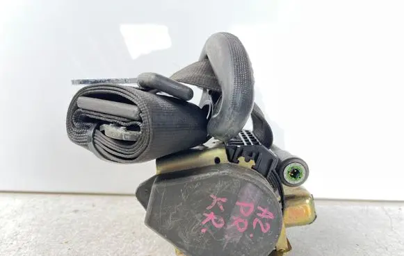 Audi A2 Front seatbelt G1851 C000202