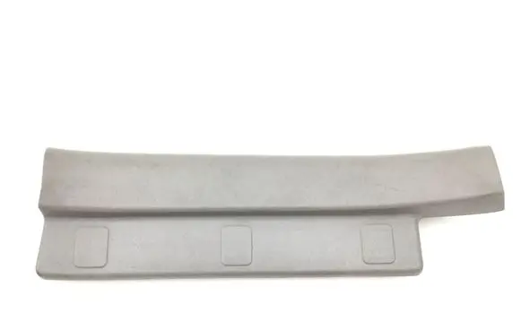 Nissan X-Trail T30 Rear sill trim cover 769548H300
