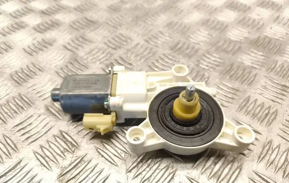 Chrysler Grand Voyager V Rear door window regulator motor 0130822334