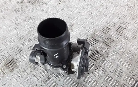 BMW X1 E84 Throttle valve 13547810752 11618519492 118844
