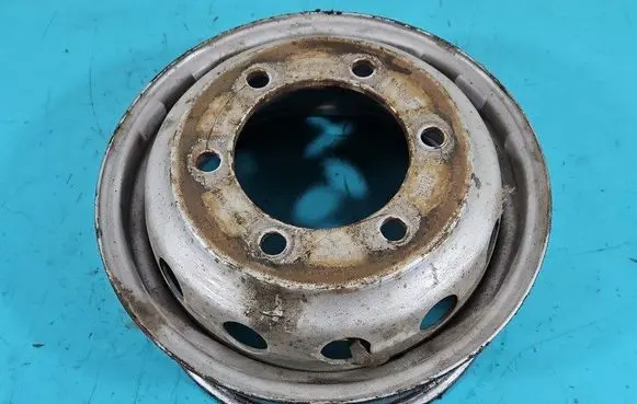 Iveco Daily 4th gen R16 steel rim IMPRK1402127