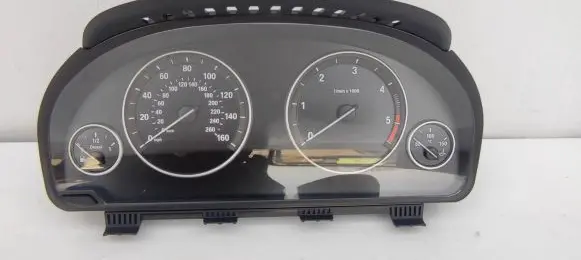 BMW 5 F10 F11 Speedometer (instrument cluster) 9227616