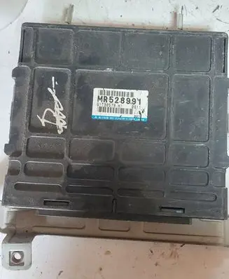 Mitsubishi Pajero Gearbox control unit/module Mr528991