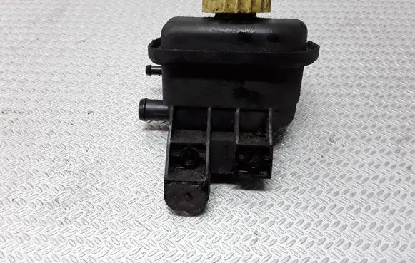 Power steering fluid tank/reservoir