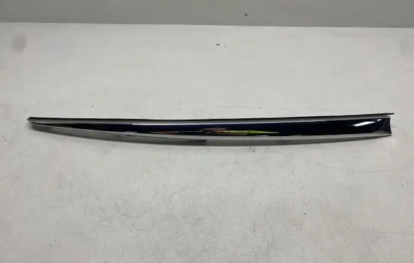 Toyota Avensis T270 Tailgate trim 7681405010