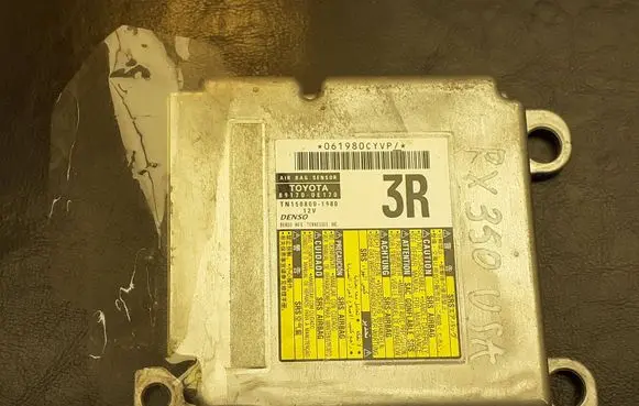 Lexus RX 330 - 350 - 400H Airbag control unit/module 891700E170 TN1508001980