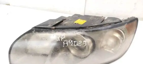 Volvo V50 Headlight/headlamp 30698885 0301198203