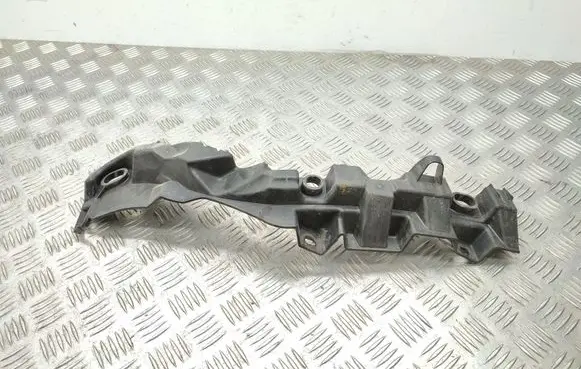 Renault Laguna III Front bumper mounting bracket 622220007R