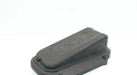 BMW 7 F01 F02 F03 F04 Fuse box cover 58650910