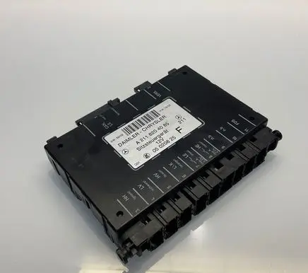 Mercedes-Benz E W211 Seat control module A2118204085 05020825 2118204085