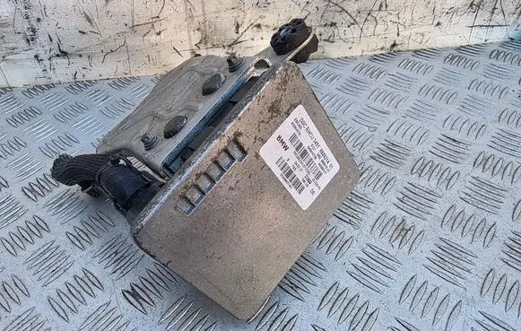 BMW 5 G30 G31 G38 ABS Pump 6889214 34516889214