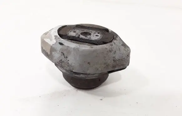 Audi A4 S4 B5 8D Gearbox mount