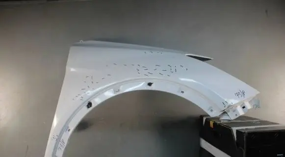 Fender mounting bracket