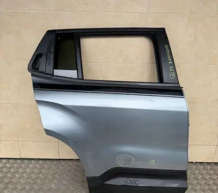 Jeep Avenger Rear door