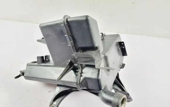 Nissan Pathfinder R52 Windshield washer fluid reservoir/tank 289103JM0 289103JA0