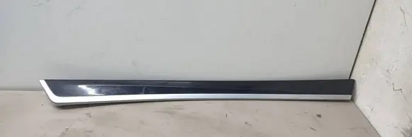 BMW 5 F10 F11 Front door trim bar 9171782