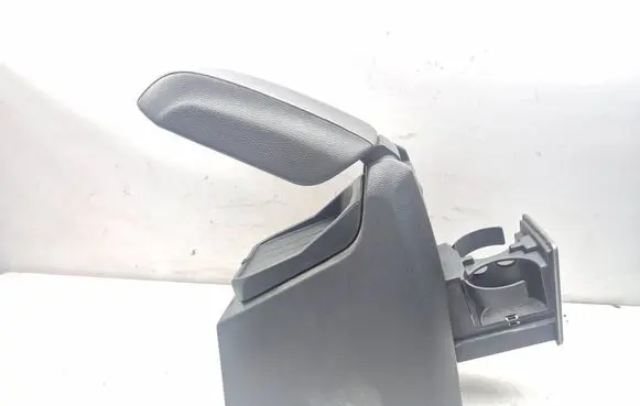 Volvo XC90 Armrest