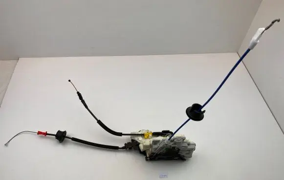 Audi A8 S8 D4 4H Rear door lock 4H0839016D 381418S