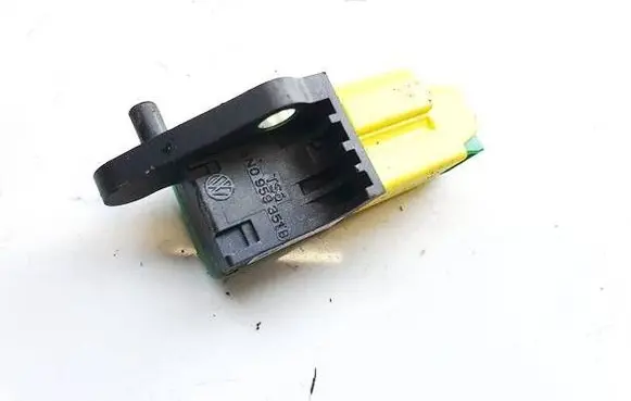 Volkswagen PASSAT B7 Airbag deployment crash/impact sensor 5N0959351B