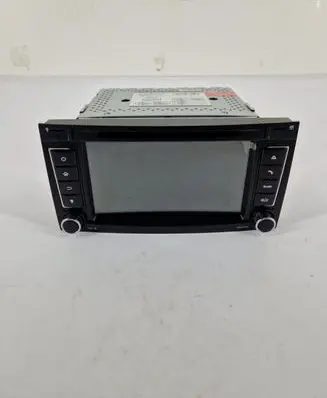 Volkswagen Touareg I Radio/CD/DVD/GPS head unit