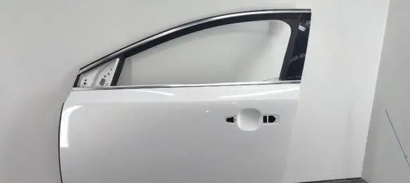 Volvo V40 Front door