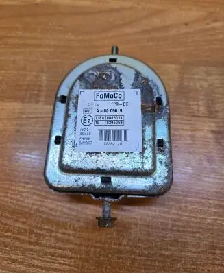 Volvo XC70 Alarm system siren A0005019 0005019 0205058