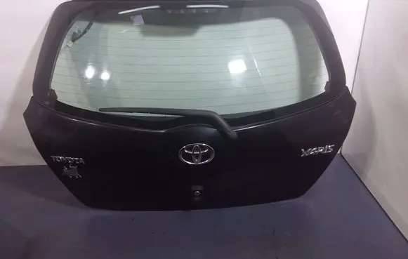 Toyota Yaris Tailgate/trunk/boot lid