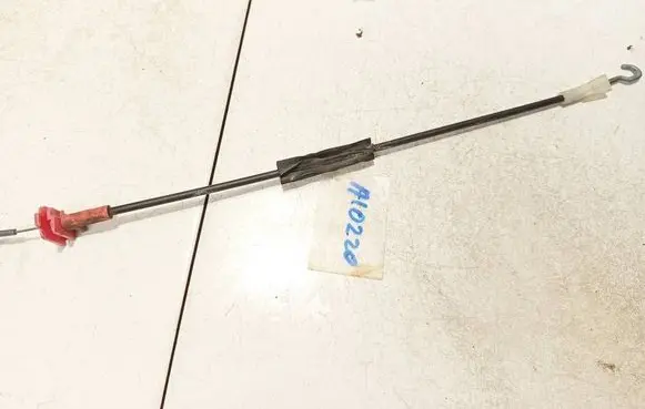 Opel Astra H Front door cable line 