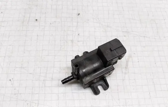 Opel Zafira B Turbo solenoid valve 70246100 8972882491