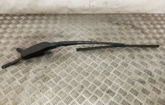 BMW 5 E60 E61 Windshield/front glass wiper blade 7035103