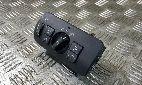 Volvo XC70 Light switch 30739414