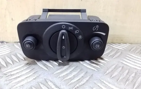 Ford Kuga II Light switch AV6T13A024EC