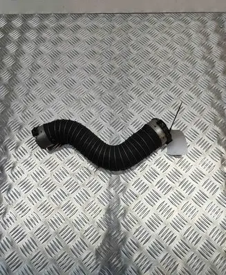 BMW 4 F32 F33 Intercooler hose/pipe 8573762