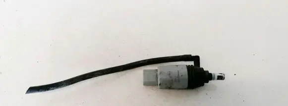 BMW 3 E90 E91 Windscreen/windshield washer pump 67126934159 23557610