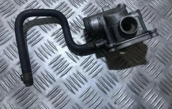 Mercedes-Benz E W210 Engine coolant pipe/hose a6132030175