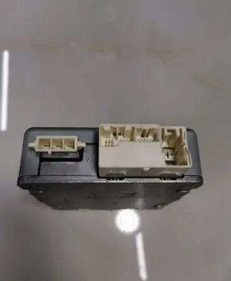 Toyota Avensis T270 Power steering control unit/module 8965005130 JL501004400 6900002322