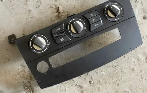 BMW 5 E60 E61 Climate control unit 9155638 900252280005 1097338