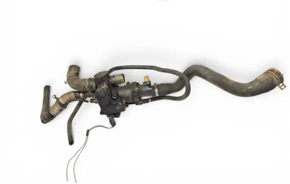 Volvo V50 Thermostat/thermostat housing 9646439080 9646429080 51353