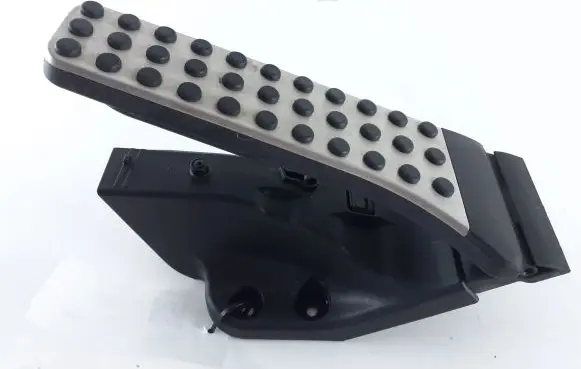 Mercedes-Benz C W205 Accelerator throttle pedal A2053000104