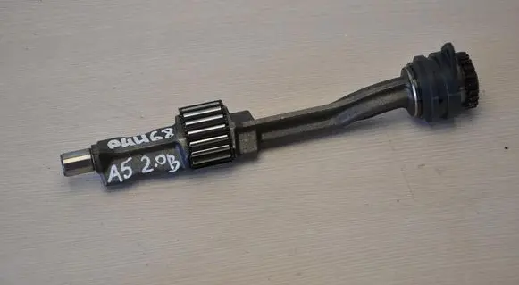 Audi A5 Balance shaft 06K103337A