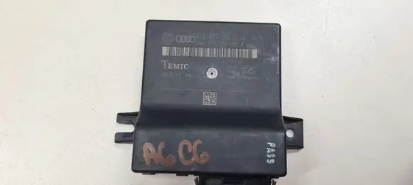 Audi A6 S6 C6 4F Gateway control module 4F0907468D 4F0910468A