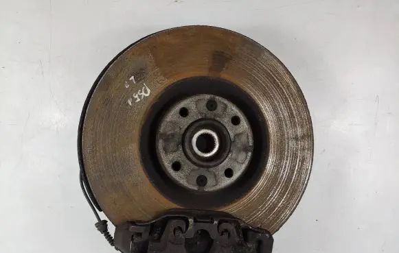 Citroen DS5 Front wheel hub spindle knuckle