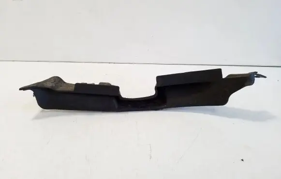 Skoda Kamiq Fender mounting bracket 658853887A