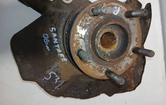 Hyundai Santa Fe Front wheel hub