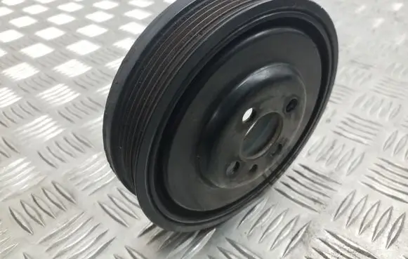 Audi A3 S3 A3 Sportback 8P Crankshaft pulley 036105243