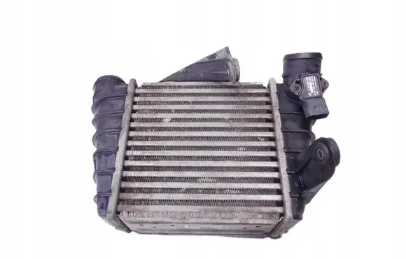 Volkswagen Polo Intercooler radiator 6Q0145804A